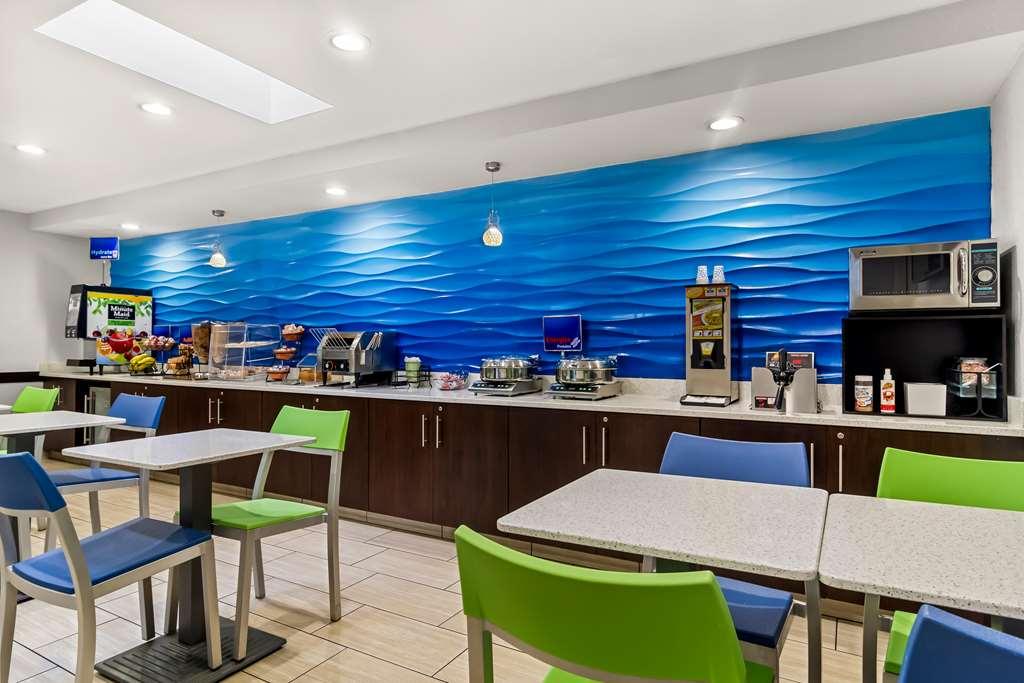 Best Western Старк Ресторант снимка